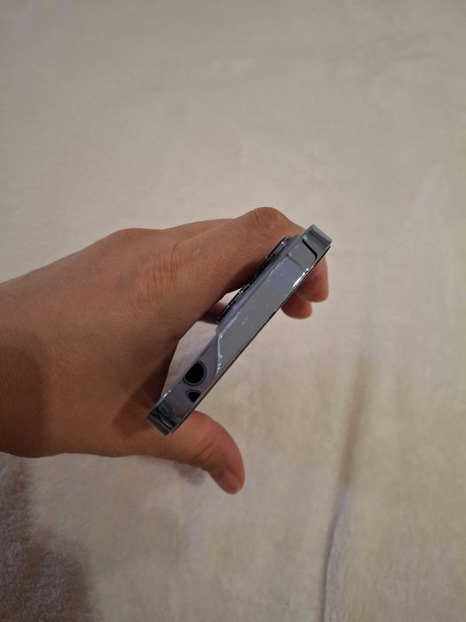 Iphone 13 pro. Идиальное состояние