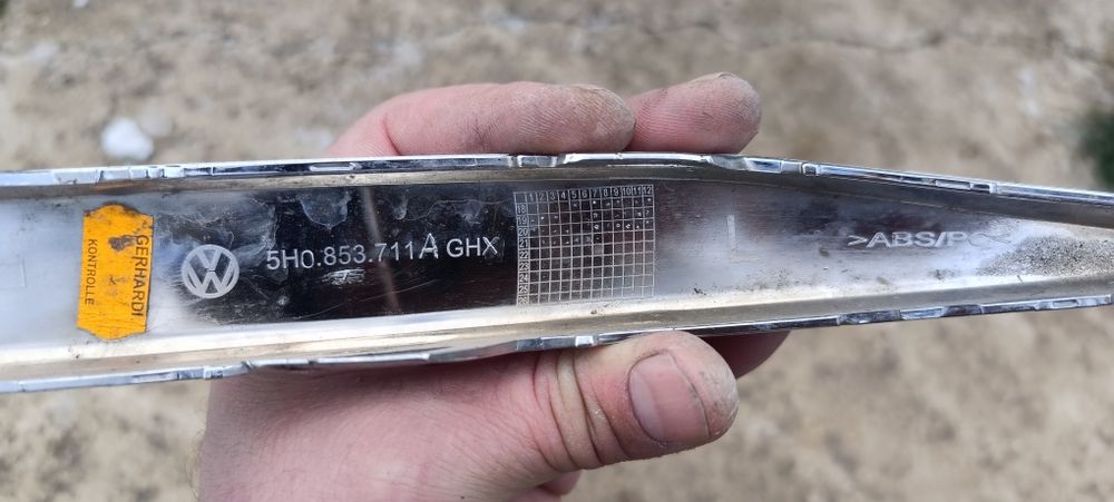 Решетки и хром лайсни Golf 8