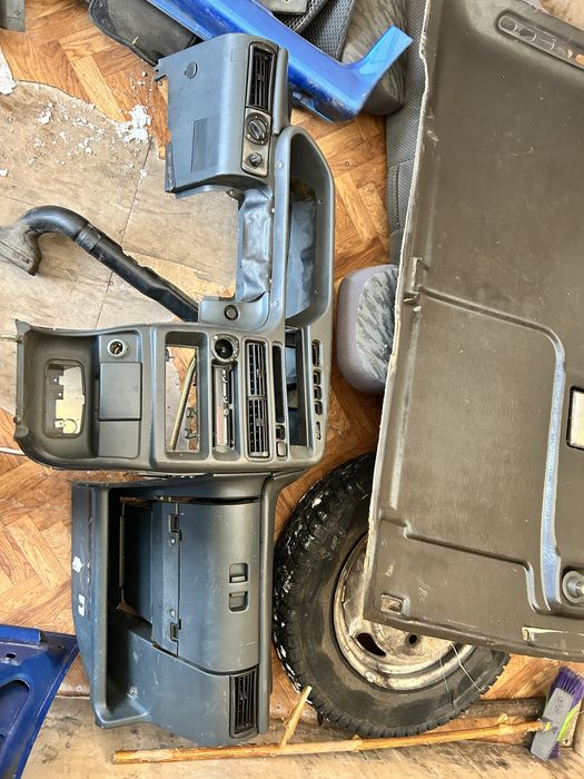 В разборе ваз2114 еще 2110