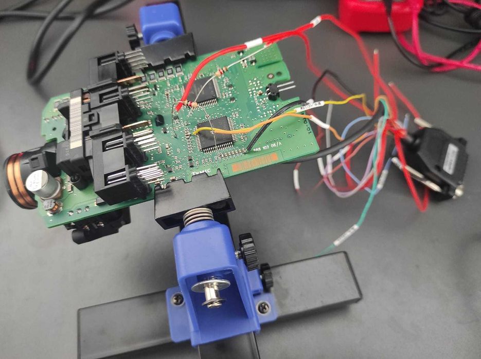 Deblocare auto Diagnoza Volkswagen Audi Skoda Seat Mercedes cip chei