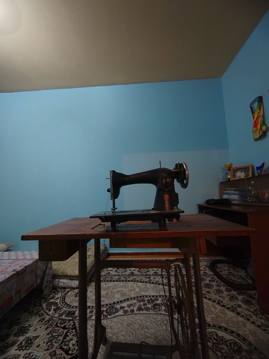 Tikuv mashinasi Srochni sotiladi