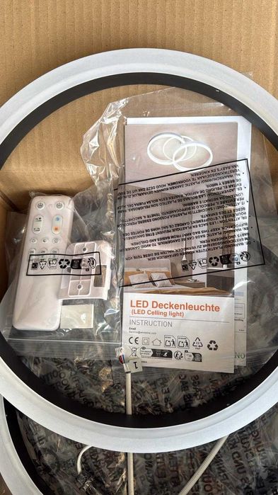 Plafoniera inteligenta cu aplicație telecomanda