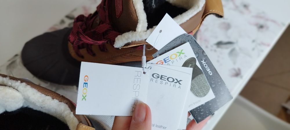 Geox детски апрески