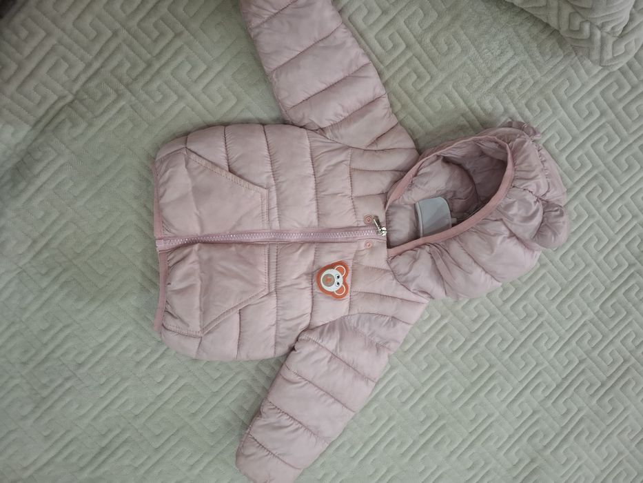 Продам детскую верхнюю одежду