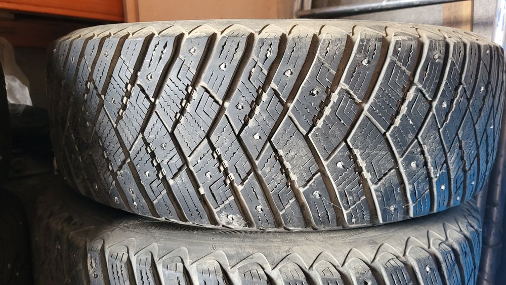 Продам шины Goodyear 225/65 R17