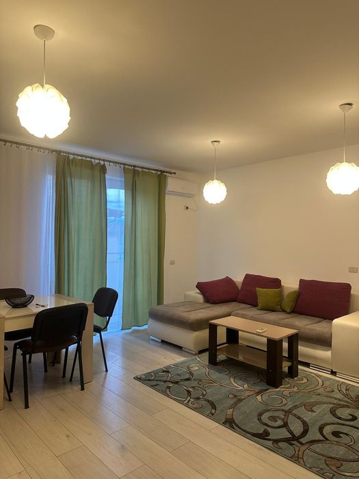 Închiriez apartament 2 camere