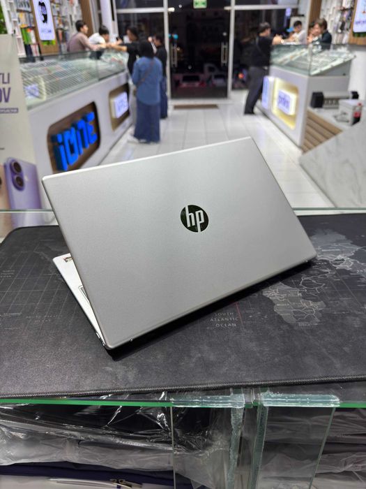 Hp laptop/MD Ryzen 5 7520U/8/512/15.6"