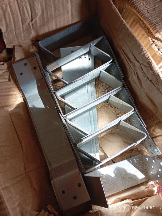 Опора скользящая для стропил.