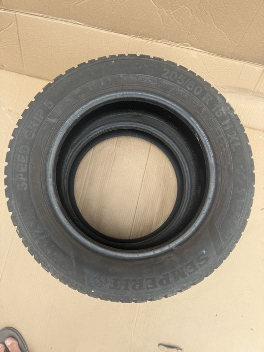 Зимни гуми Semperit 205/60/16 dot2423 | 9mm
