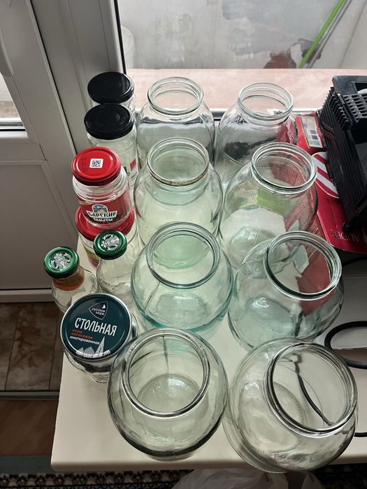 Отдам даром банки