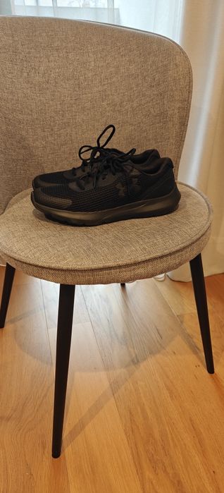 Маратонки Under Armour UA Surge 3 - 44 номер