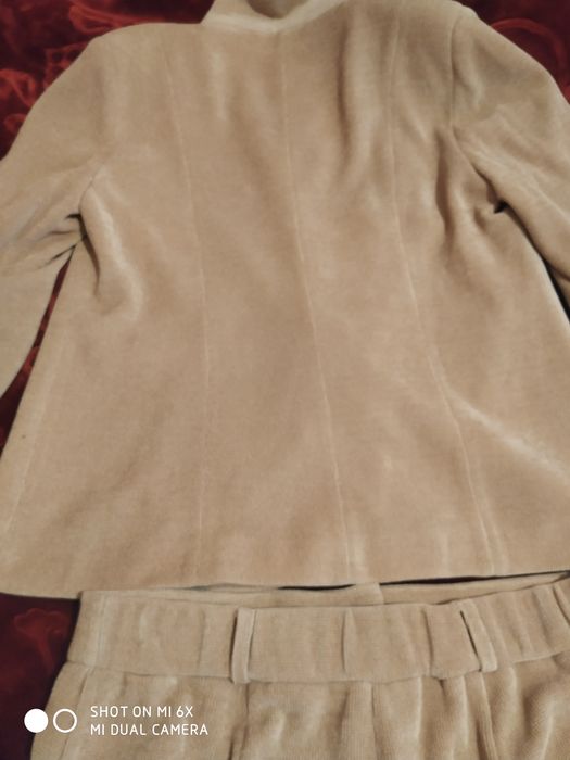 Костюм женский брючный Турция новый