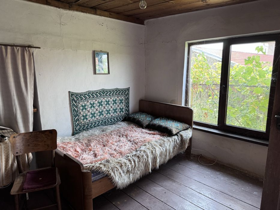 Двуетажна къща с село Черганово