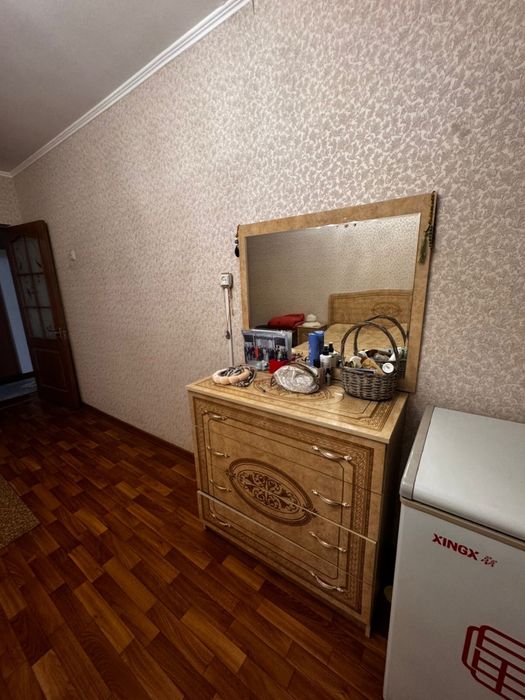 Продается спальный гарнитур