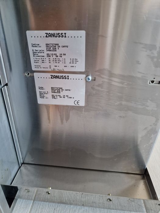 Aparat de cafea incorporabil Zanussi