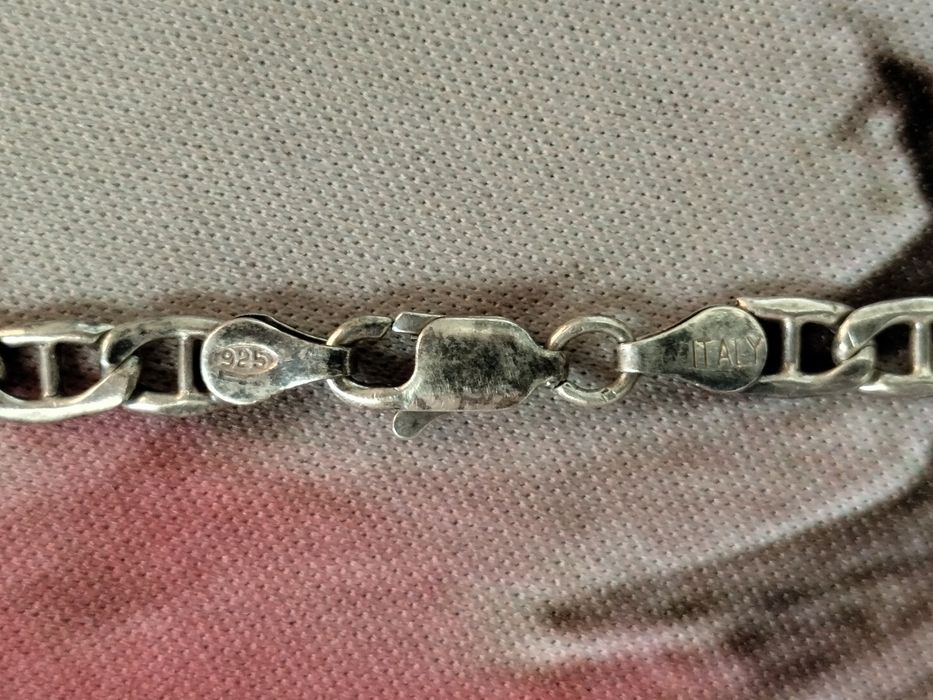 продам цепочку на шею