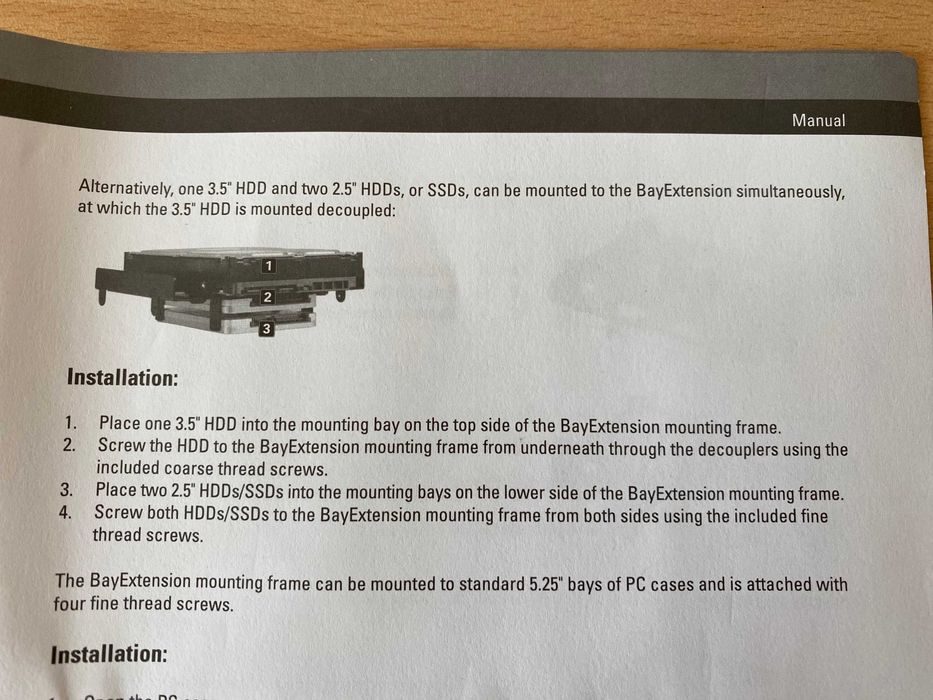 Адаптер за монтаж на 2.5 и 3.5 инчови дискове