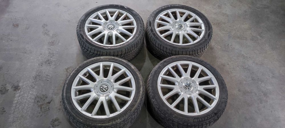 Set jante aliaj pe 17 volkswagen vw golf 5 GT cu anvelope de iarna