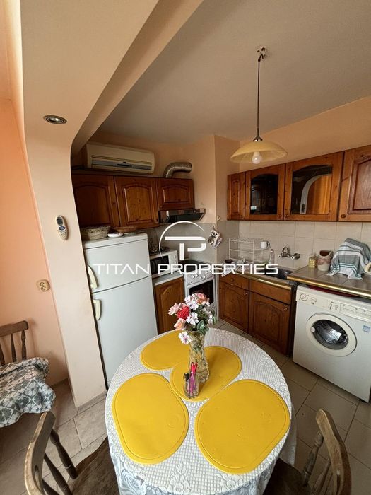 Продава се Двустаен апартамент в Бургас, Меден рудник - зона В - 65 кв.м за 1674 €/кв.м - Снимка #1