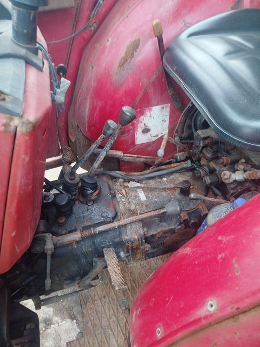 Tractor U 445 fab 2002 și utilaje