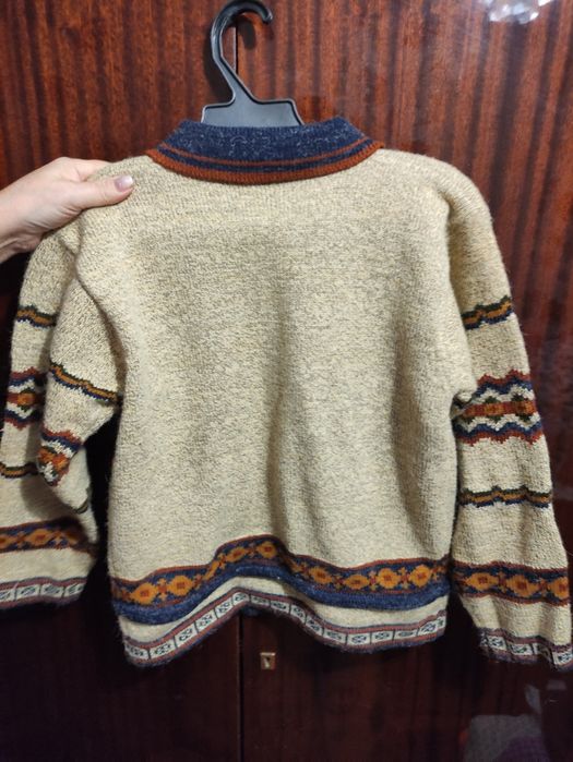 Кофта детская , шерстяная