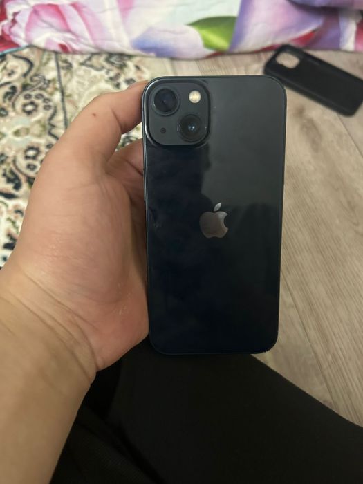 Iphone 13 на отличным состояние
