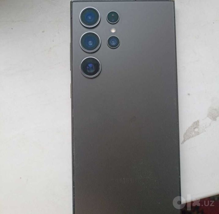 Samsung S24 ultra titanium black