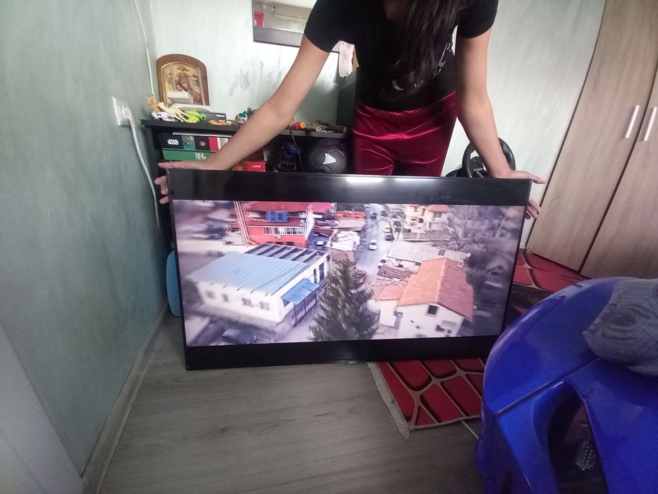 Телевизор Samsung 50 inch