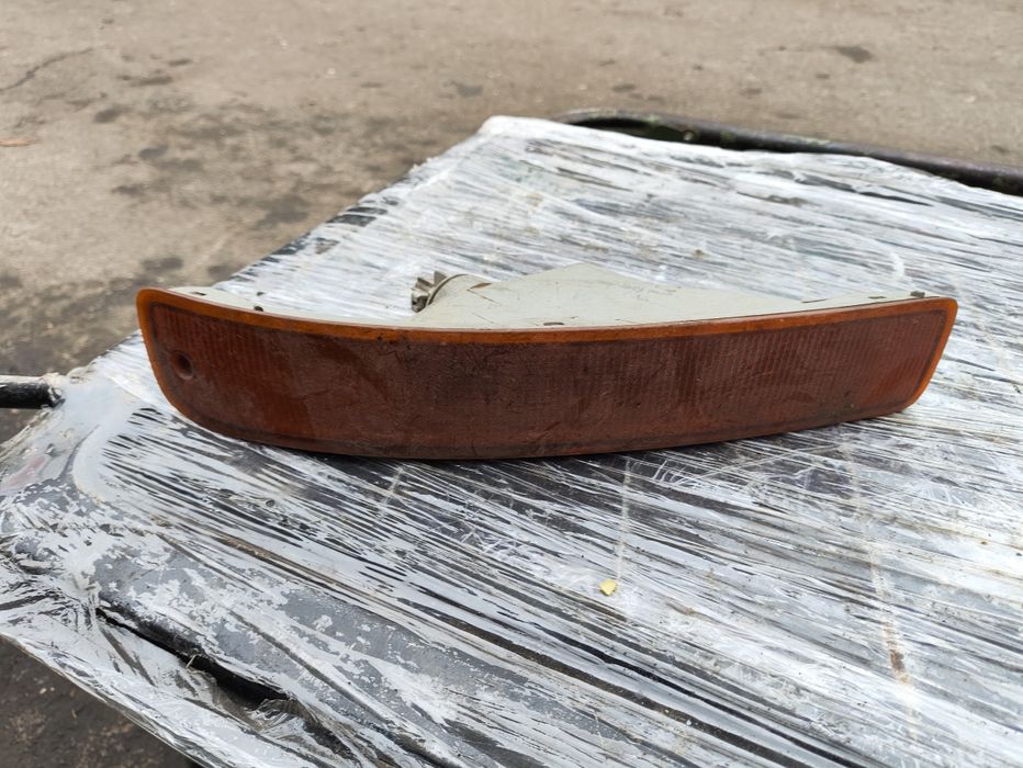 Поворотники Тойота