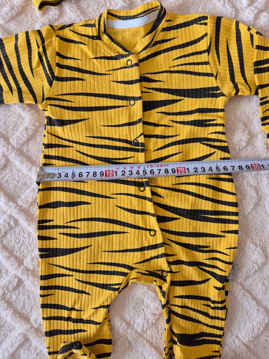 Костюмче на тигърче - ромпър с шапка