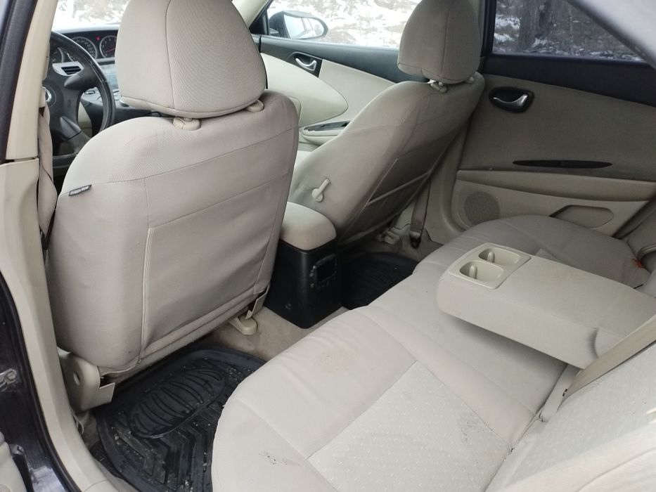 Nissan Primera 1.8i automat interior crem clima incalzire scaune navi