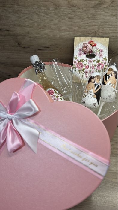 Сватбени чаши и комплекти