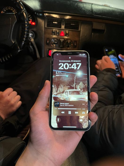 Продам iPhone 11 128GB