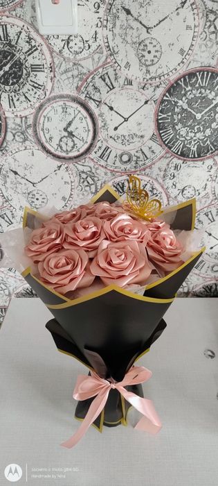 Сатенени рози -ръчно изработени