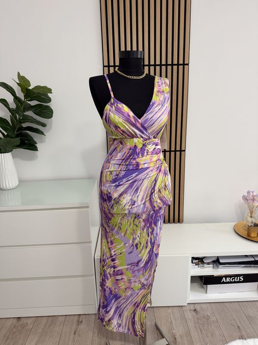 Rochie crapata pe picior cupe intarite marime XS-S