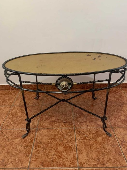 Masa de exterior din fier