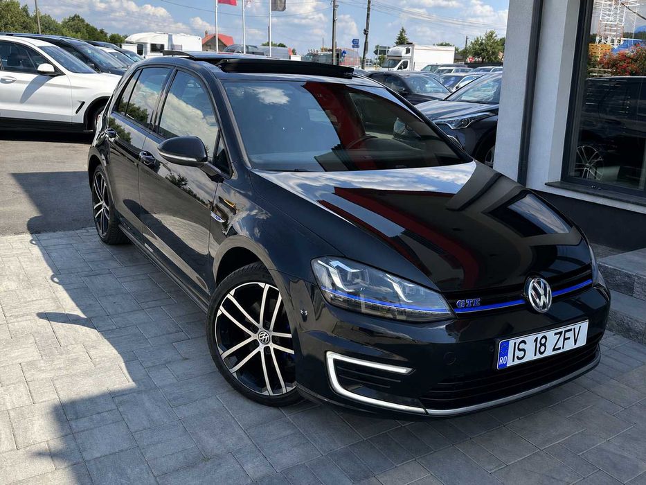 VW Golf 7 GTE 1,4 plug in hibrid 2016 automat full accept variante !