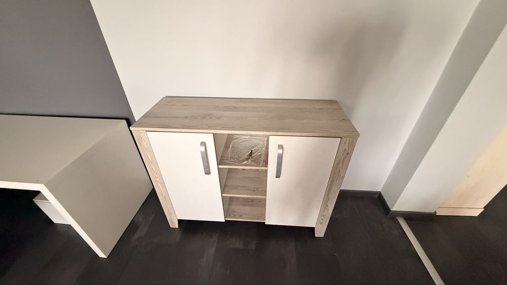 Canapea extensibila +mobila living in stare foarte buna