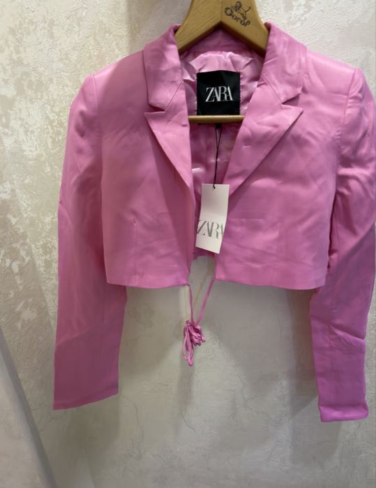 Костюм оригинальный Zara яркой синий и розовый