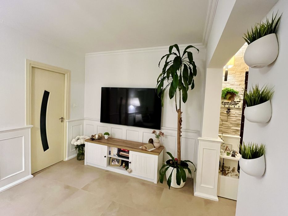 Vand apartament la cheie 4 camere , Micalaca