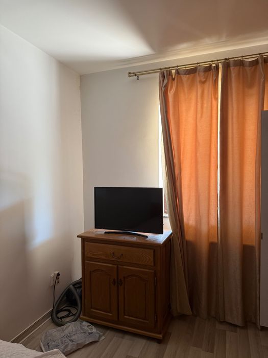 Închiriez Apartament Comfort 1-mobilat zona Militari București Sect 6 cu parcare privata