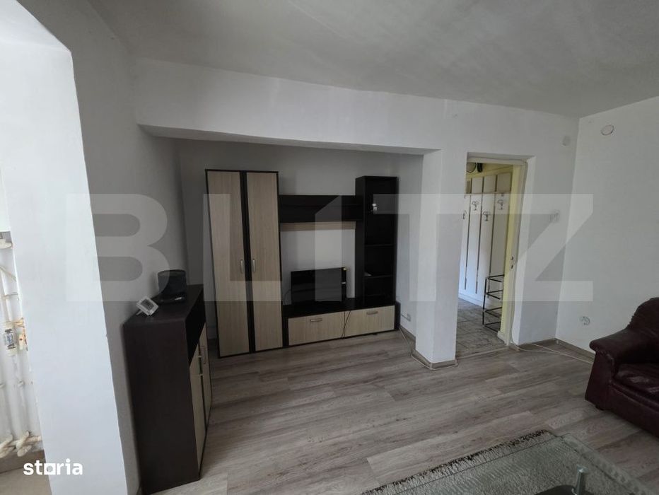 Apartament 3 camere , decomandat ,64 m2, zona Piata Centrala