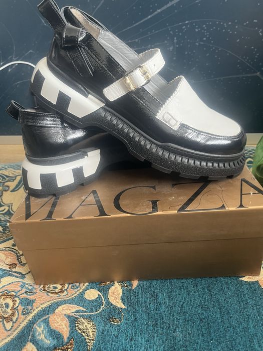 Новый туфли лоферы Magza