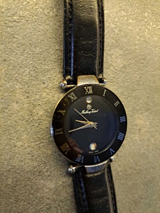 Дамски часовник Mathey Tissot