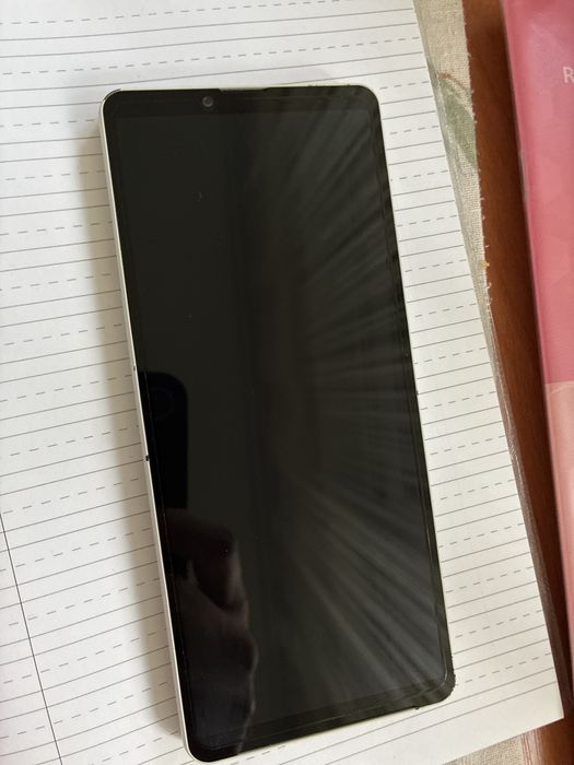 Sony Xperia 10 VI White – 5G, 128GB – în garanție!