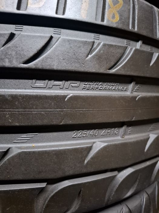 225 40 18 Vand 2 anvelope vara Taurus