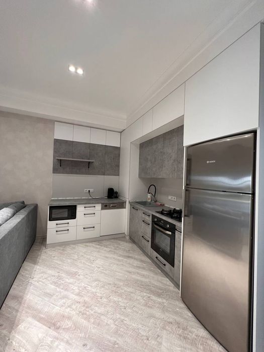 Срочно аренда 2 хкомн на жк Казахстан