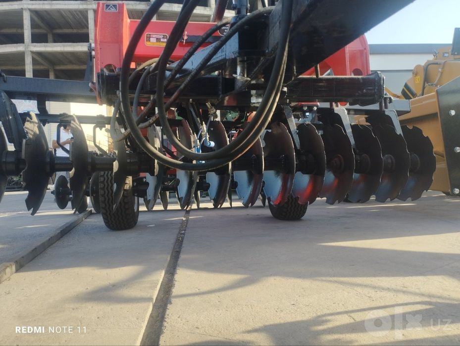 Zoomlion traktor sotiladi