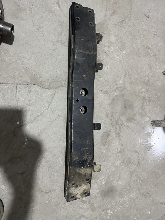 Траверс коробки АКПП на автомобиль Уаз патриот