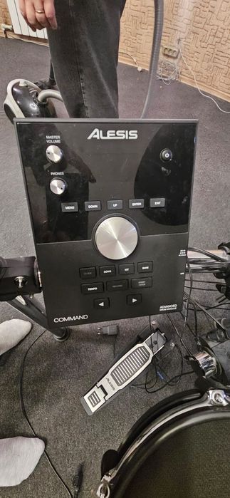 Alesis command mesh kit